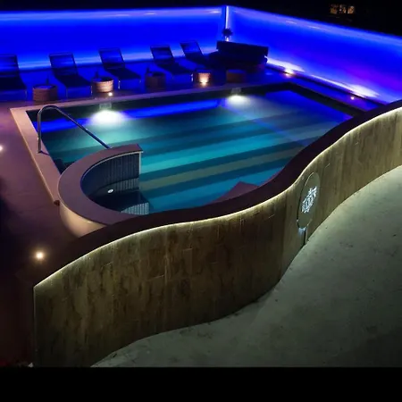 Marrino Luxury Deluxe Double Xiii Apartment